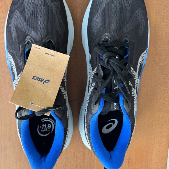 ASICS Novablast - BRAND NEW - Men's 9 US - Picture 2 of 3